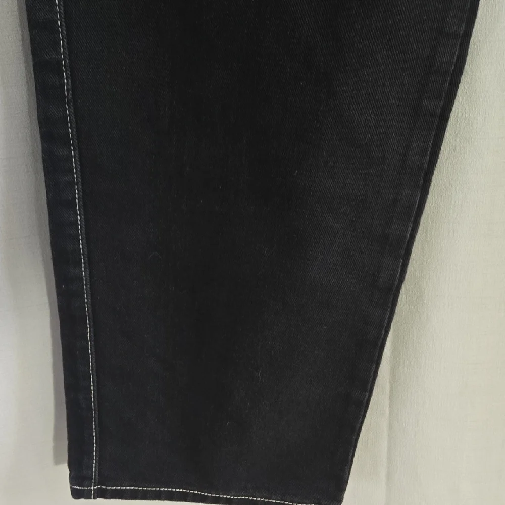 Stylish Black Kids' Jeans with Contrast Stitching